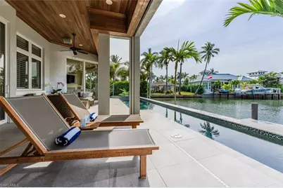 1266 Cobia Ct, Naples, FL 34102 - Photo 41