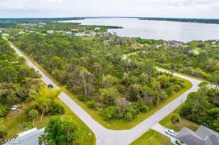 12253 Endicott Ln, Port Charlotte, FL 33953 - Photo 1