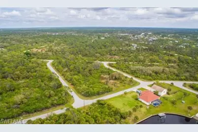 1310 Braklet Ter, Port Charlotte, FL 33953 - Photo 9