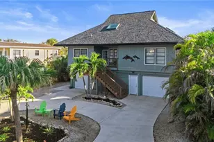 319 Nature View Ct, Fort Myers Beach, FL 33931 - Photo 1