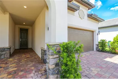 9716 Everglades Dr, Naples, FL 34120 - Photo 7