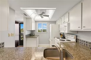 1024 Manatee Rd, Naples, FL 34114 - Photo 9