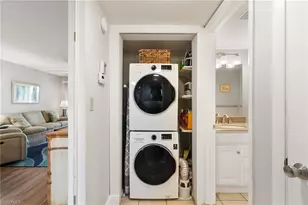 1024 Manatee Rd, Naples, FL 34114 - Photo 19