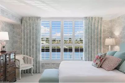 2400 Gulf Shore Blvd N #305, Naples, FL 34103 - Photo 7