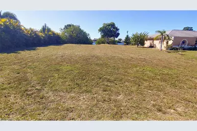 1242 NW 18th St, Cape Coral, FL 33993 - Photo 9