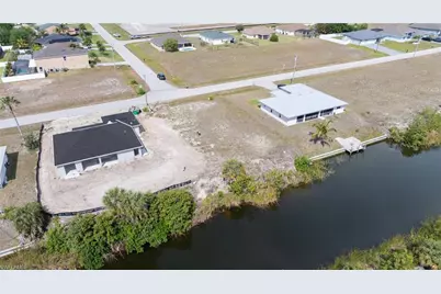 115 NW 19th Pl, Cape Coral, FL 33993 - Photo 1