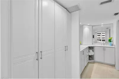 4001 Gulf Shore Blvd N #802, Naples, FL 34103 - Photo 17