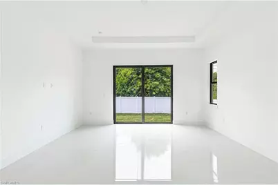 3074 Pine Tree Dr, Naples, FL 34112 - Photo 17