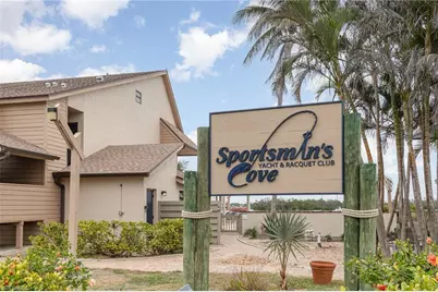 898 Buttonwood Dr #105, Fort Myers Beach, FL 33931 - Photo 3