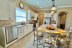 9418 Greyhawk Trl, Naples, FL 34120 - Photo 5