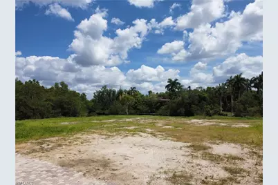 1550 13th Ave N, Naples, FL 34102 - Photo 3