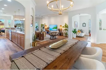 1896 Crestview Way, Naples, FL 34119 - Photo 11