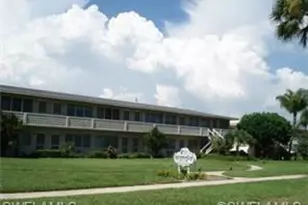 421 12th Ave S, Naples, FL 34102 - Photo 1