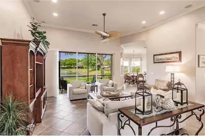 6105 Dogleg Dr, Naples, FL 34113 - Photo 9