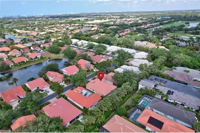 4850 Europa Dr, Naples, FL 34105 - Photo 31