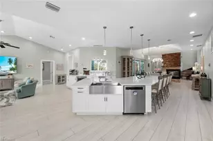 6450 Pine Ave, Sanibel, FL 33957 - Photo 17