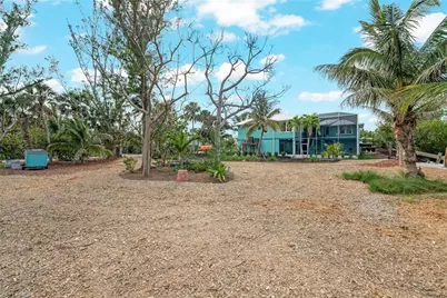 6450 Pine Ave, Sanibel, FL 33957 - Photo 47