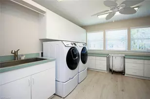 877 Limpet Dr, Sanibel, FL 33957 - Photo 43