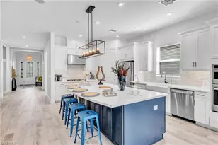 8911 Cappello Ct, Naples, FL 34119 - Photo 7