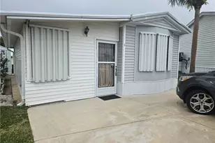 4 Onyx Dr, Naples, FL 34114 - Photo 1