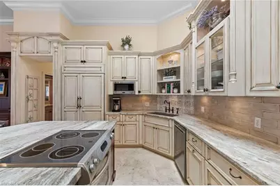 107 Via Napoli, Naples, FL 34105 - Photo 11