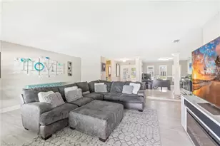 2286 SE 28th St, Cape Coral, FL 33904 - Photo 7