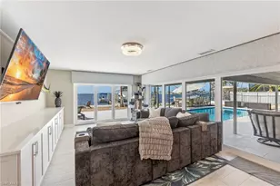 2286 SE 28th St, Cape Coral, FL 33904 - Photo 5