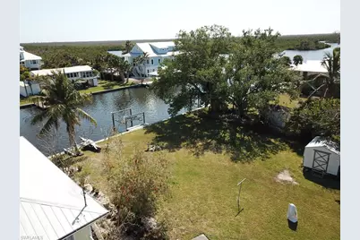 8069 Judge Bean Rd, Bokeelia, FL 33922 - Photo 11