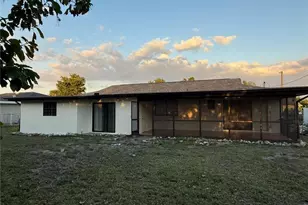 4524 SE 11th Pl, Cape Coral, FL 33904 - Photo 7