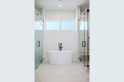 201 8th St S #103, Naples, FL 34102 - Photo 39