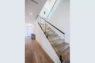 201 8th St S #103, Naples, FL 34102 - Photo 23