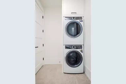 201 8th St S #103, Naples, FL 34102 - Photo 35