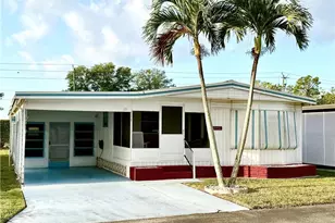 16 Turquoise Ave, Naples, FL 34114 - Photo 1