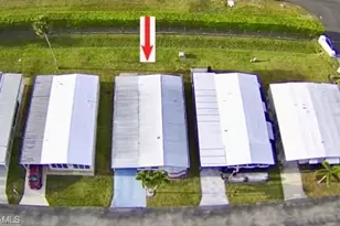 16 Turquoise Ave, Naples, FL 34114 - Photo 7