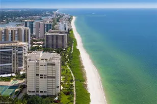 4051 Gulf Shore Blvd N, Naples, FL 34103 - Photo 21