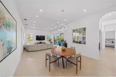 379 Cypress Way W, Naples, FL 34110 - Photo 19