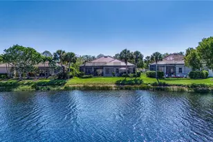 379 Cypress Way W, Naples, FL 34110 - Photo 47
