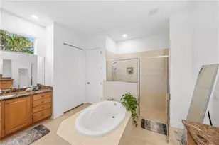 379 Cypress Way W, Naples, FL 34110 - Photo 37