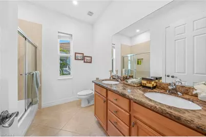 379 Cypress Way W, Naples, FL 34110 - Photo 41