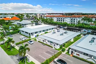 1405 Curlew Ave, Naples, FL 34102 - Photo 45