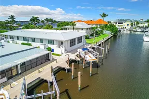 1405 Curlew Ave, Naples, FL 34102 - Photo 29