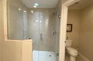 9101 Vanderbilt Dr, Naples, FL 34108 - Photo 13