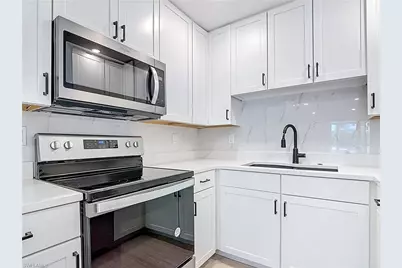 1435 Curlew Ave #4, Naples, FL 34102 - Photo 29