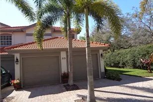 515 Laguna Royale Blvd, Naples, FL 34119 - Photo 1