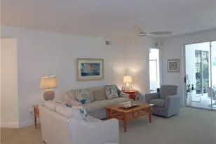 515 Laguna Royale Blvd, Naples, FL 34119 - Photo 3