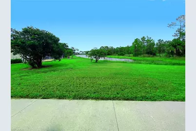 5390 Whitten Dr, Naples, FL 34104 - Photo 3