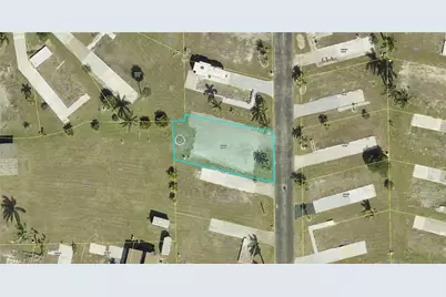 12 Cottonwood Dr, Fort Myers, FL 33908 - Photo 1