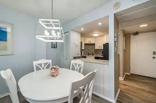 1 Bluebill Ave, Naples, FL 34108 - Photo 7