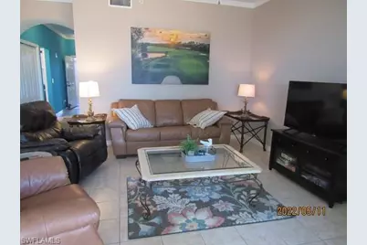 8076 Queen Palm Ln #413, Fort Myers, FL 33966 - Photo 3