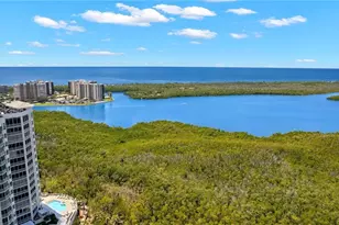 285 Grande Way, Naples, FL 34110 - Photo 31